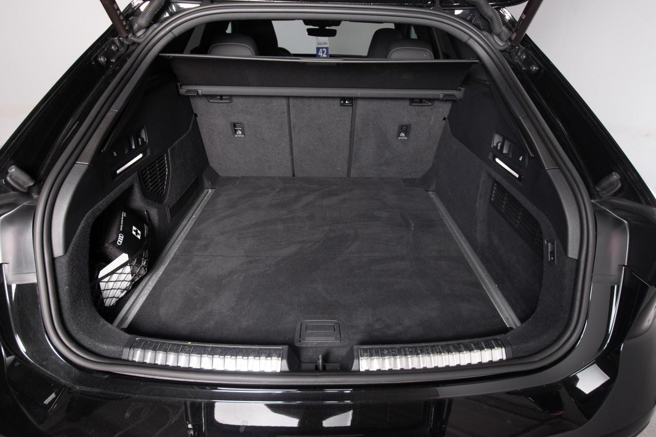 Audi A6 Avant 2.0 Tdi Mhev Edition One S-line Quattro 204c