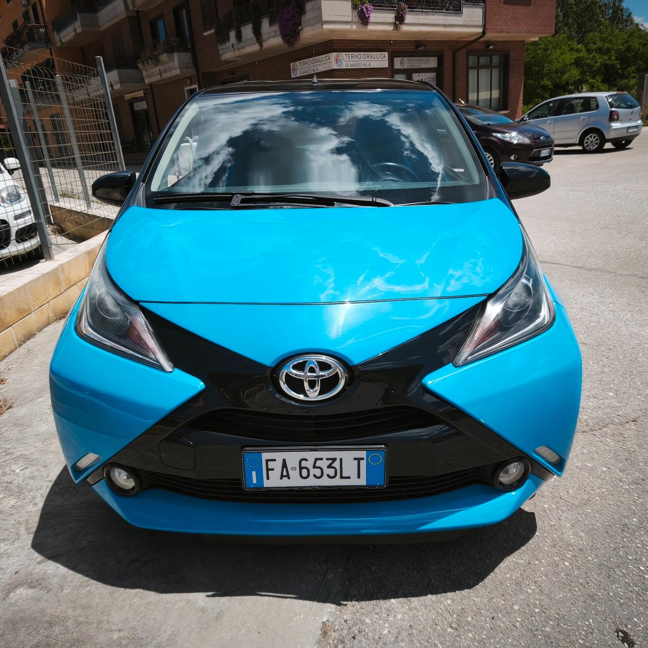Toyota Aygo 1.0 VVT-i 69 CV 5 porte x-cool