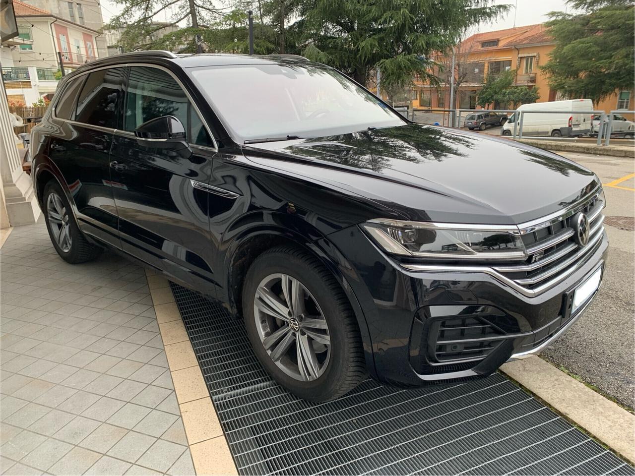 VOLKSWAGEN TOUAREG 3.0 V6 TDI 231 CV 4MOTION R-LINE