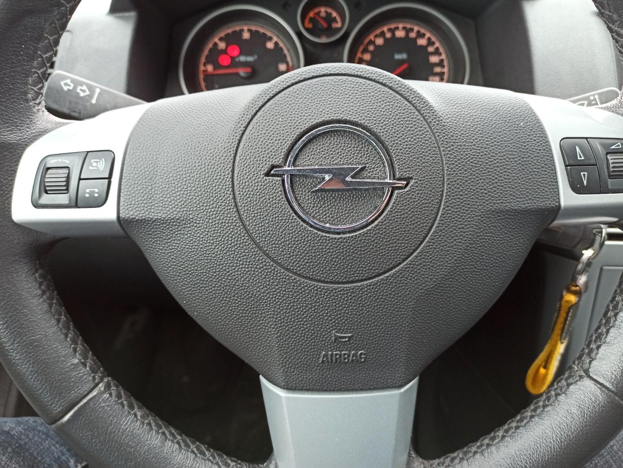 Opel Astra 1.7 CDTI 110CV 5 porte Cosmo