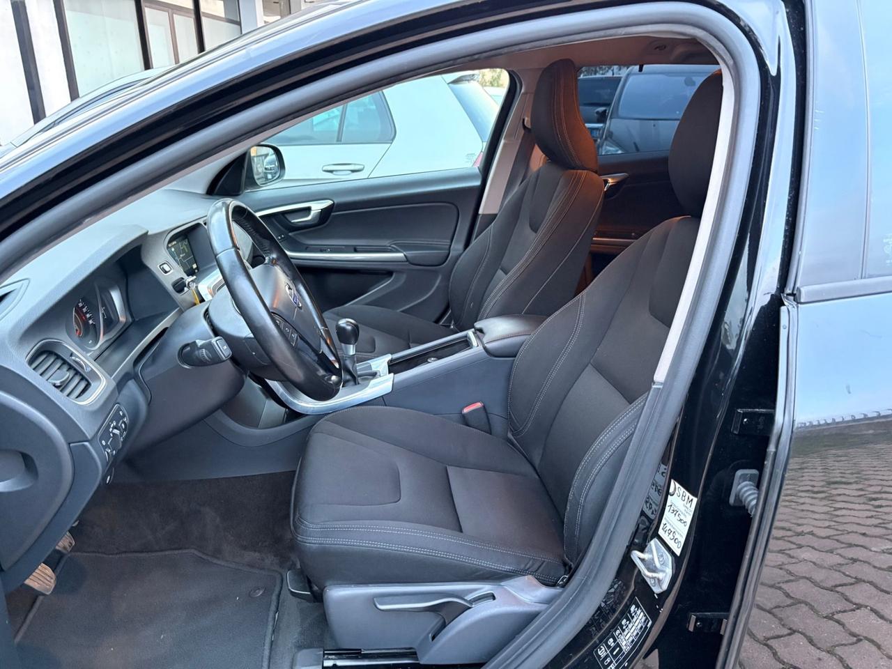 Volvo V60 D2 1.6 Kinetic