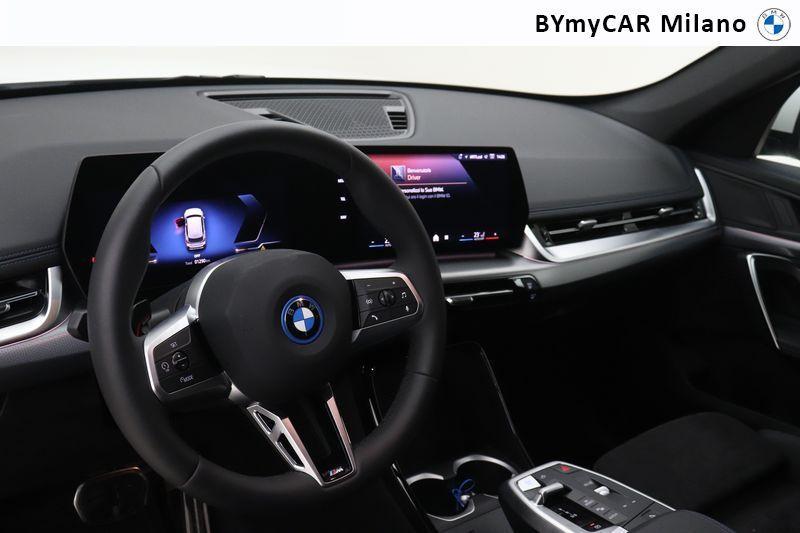BMW iX1 20 MSport Pro eDrive