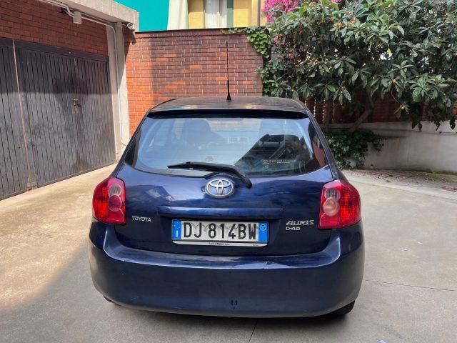 TOYOTA Auris 1.4 D-4D 3 porte Sol