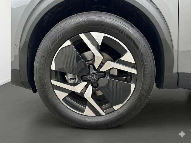 Peugeot 2008 1.2 100cv Allure + Navi + Key Less + Camera 360