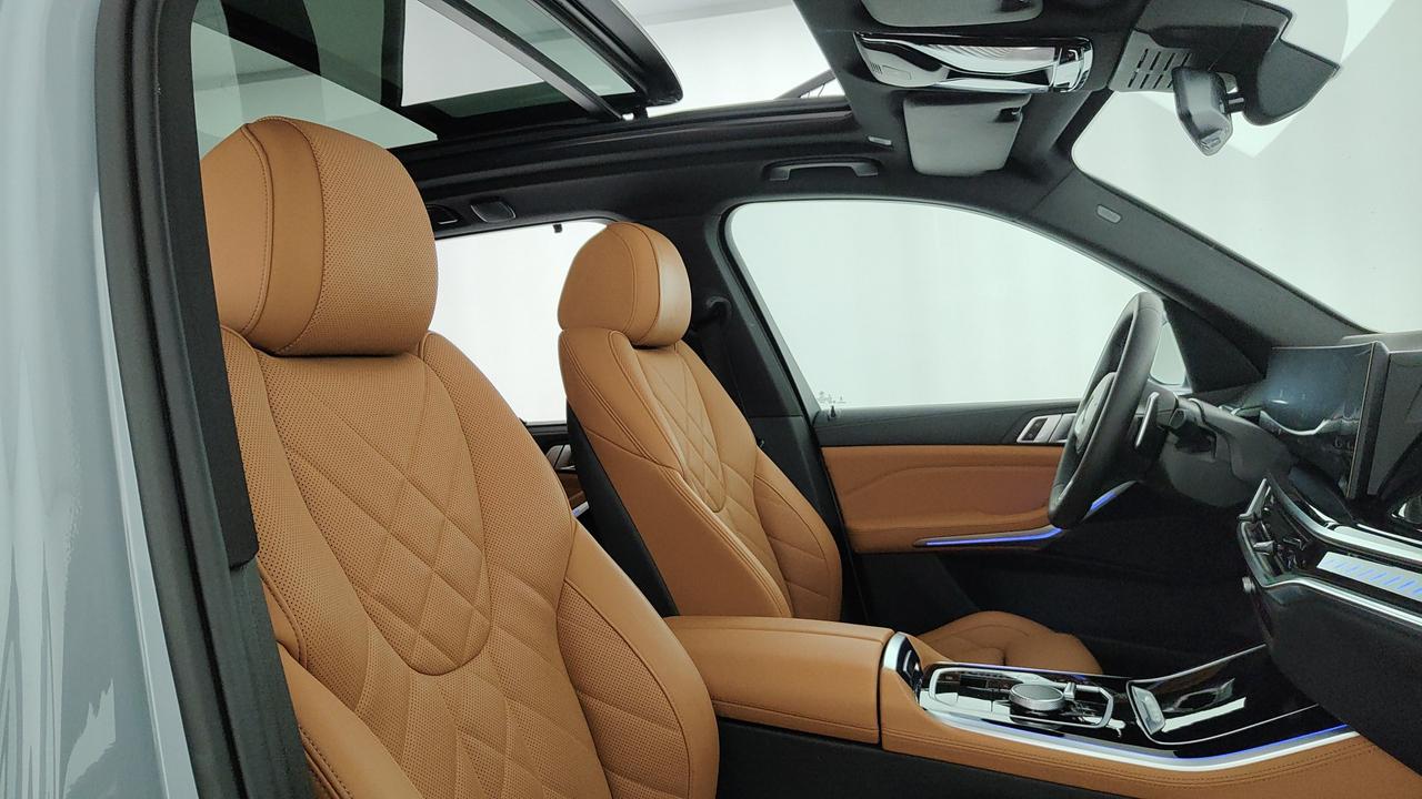 BMW X5 G05 LCI 2023 - X5 M60i auto