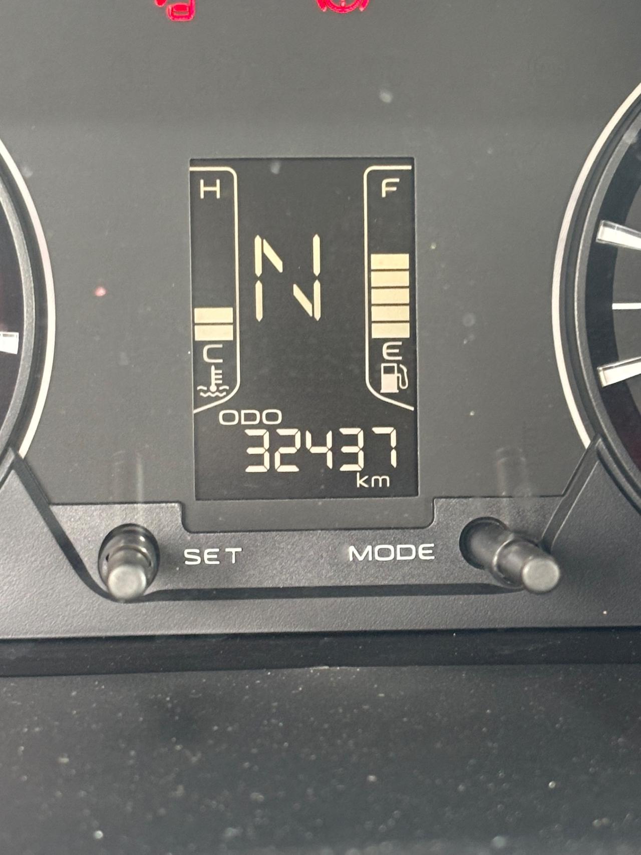 Mahindra KUV100 1.2 VVT K8