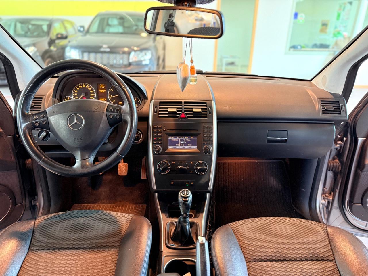 Mercedes-benz A 160 BlueEFFICIENCY neopatentati 2011