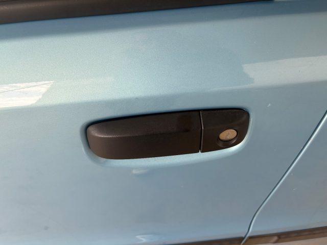 FIAT Panda 1.2 Emotion OK NEOPATENTATI POCHI CHILOMETRI