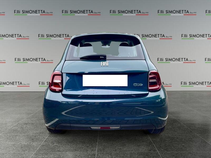 FIAT 500 e 42 kWh - AZIENDALE