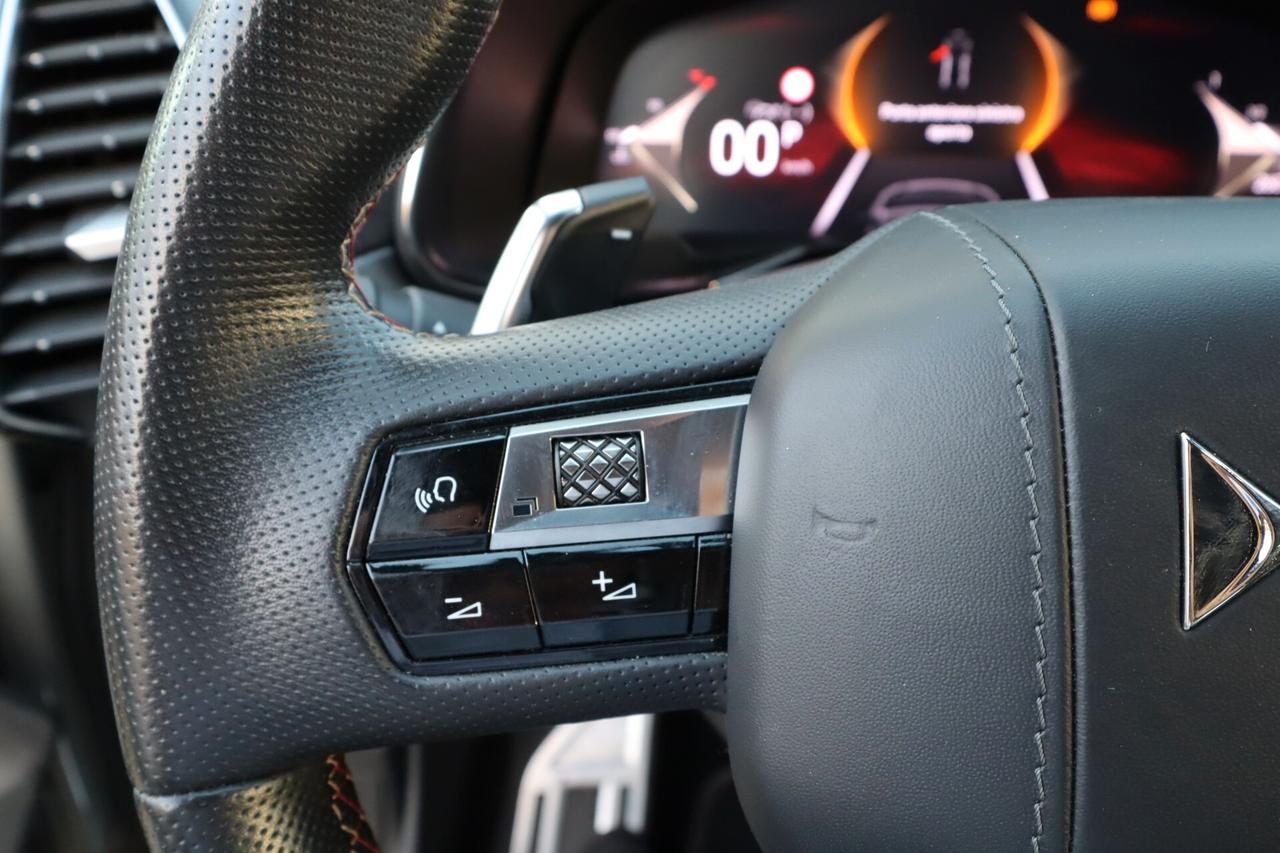 DS DS7 1.5cc BlueHDi 130cv Auto. PERFORMANCE LINE +