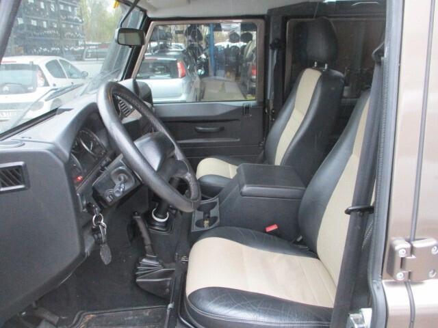 Land Rover Defender LIMITED 110 TDI