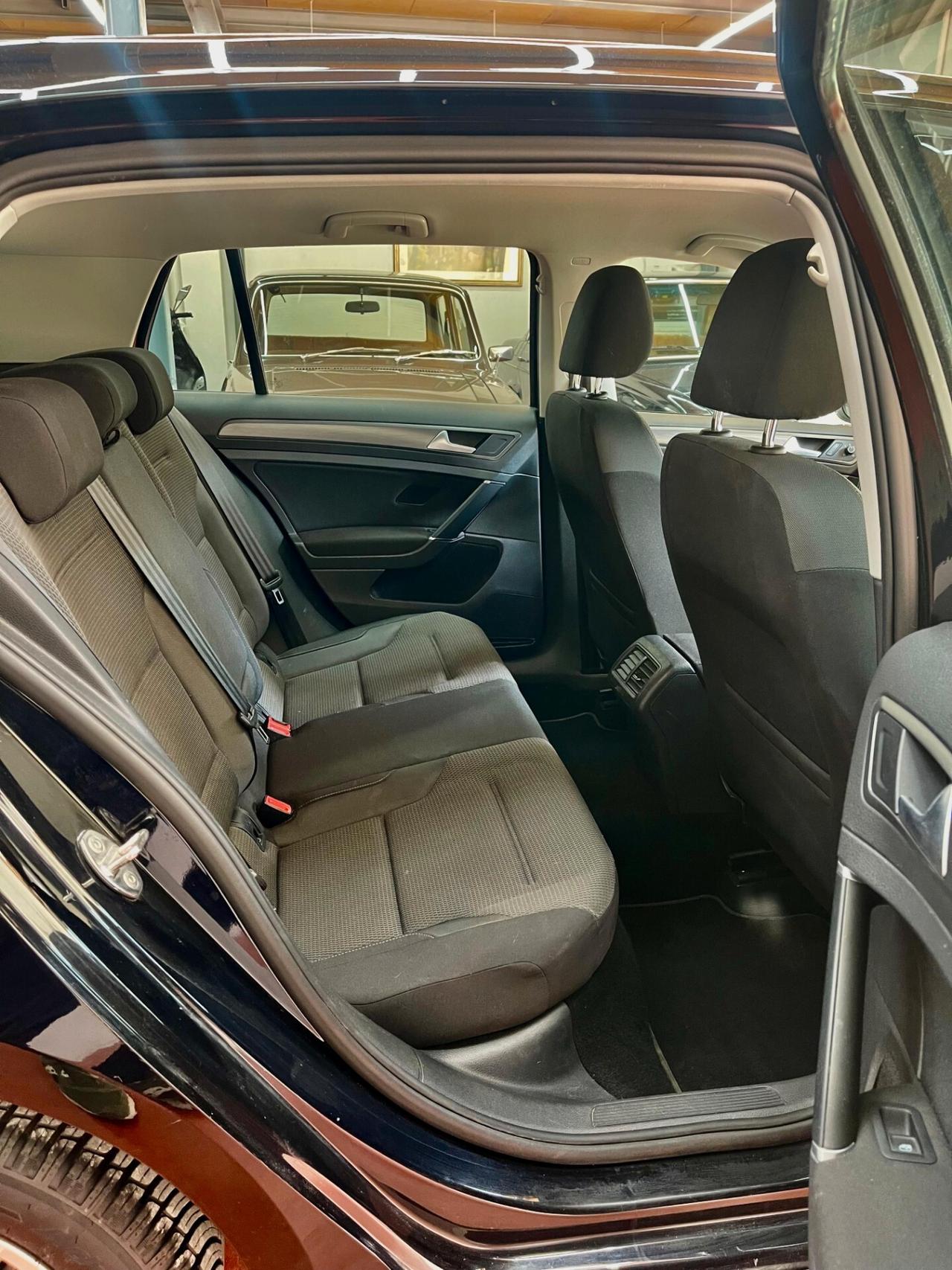 Volkswagen Golf 1.5 TGI DSG 5p. UNICOPROPRIETARIO TAGLIANDI UFFICIALI