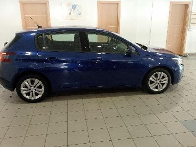 PEUGEOT 308 BlueHDi 130 S&S Business