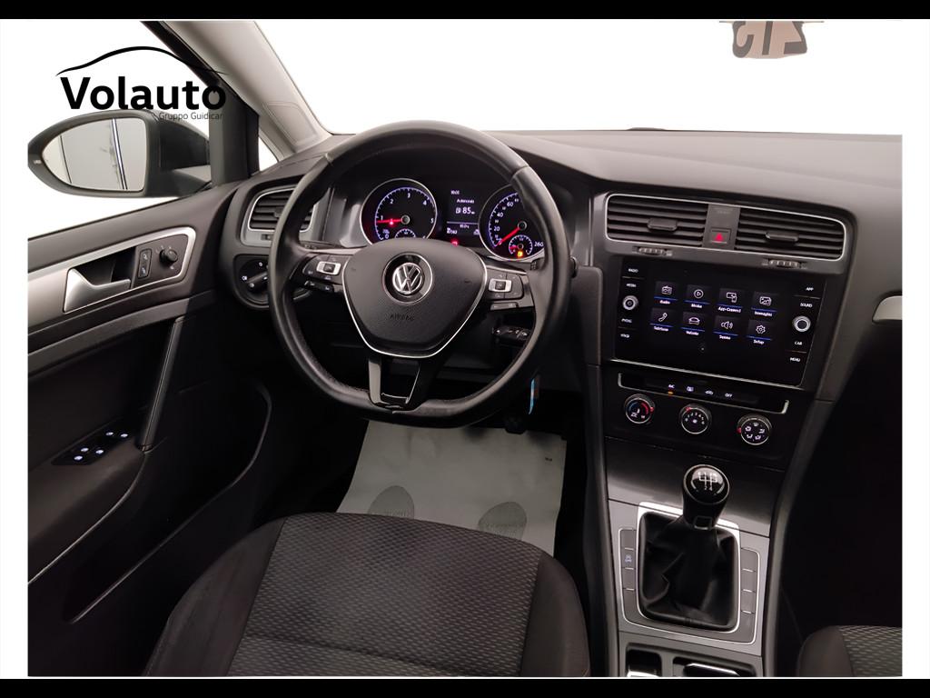 VOLKSWAGEN Golf VII 2017 5p - Golf 5p 1.6 tdi Trendline 90cv