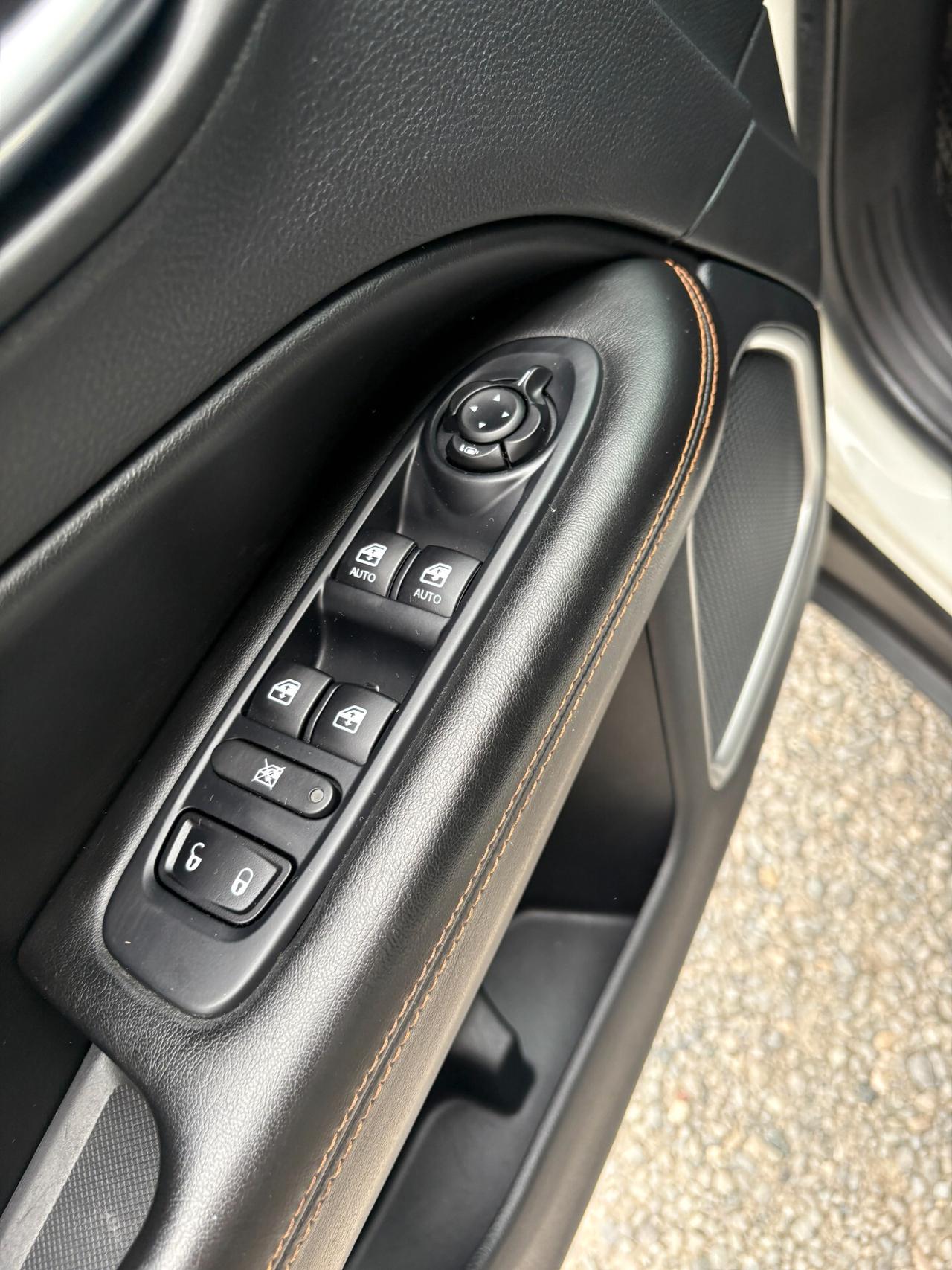 Jeep Compass 1.3 Turbo Plug-in 4xe Limited -Gancio