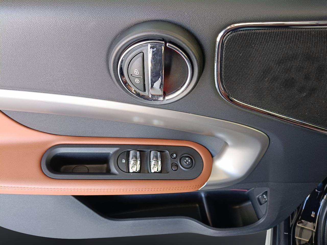 MINI Mini Countryman F60 2020 - Mini Countryman 2.0 Cooper D Yours auto