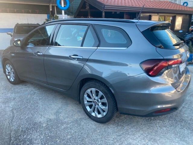 Fiat Tipo 1.6 Mjt S&S SW Lounge
