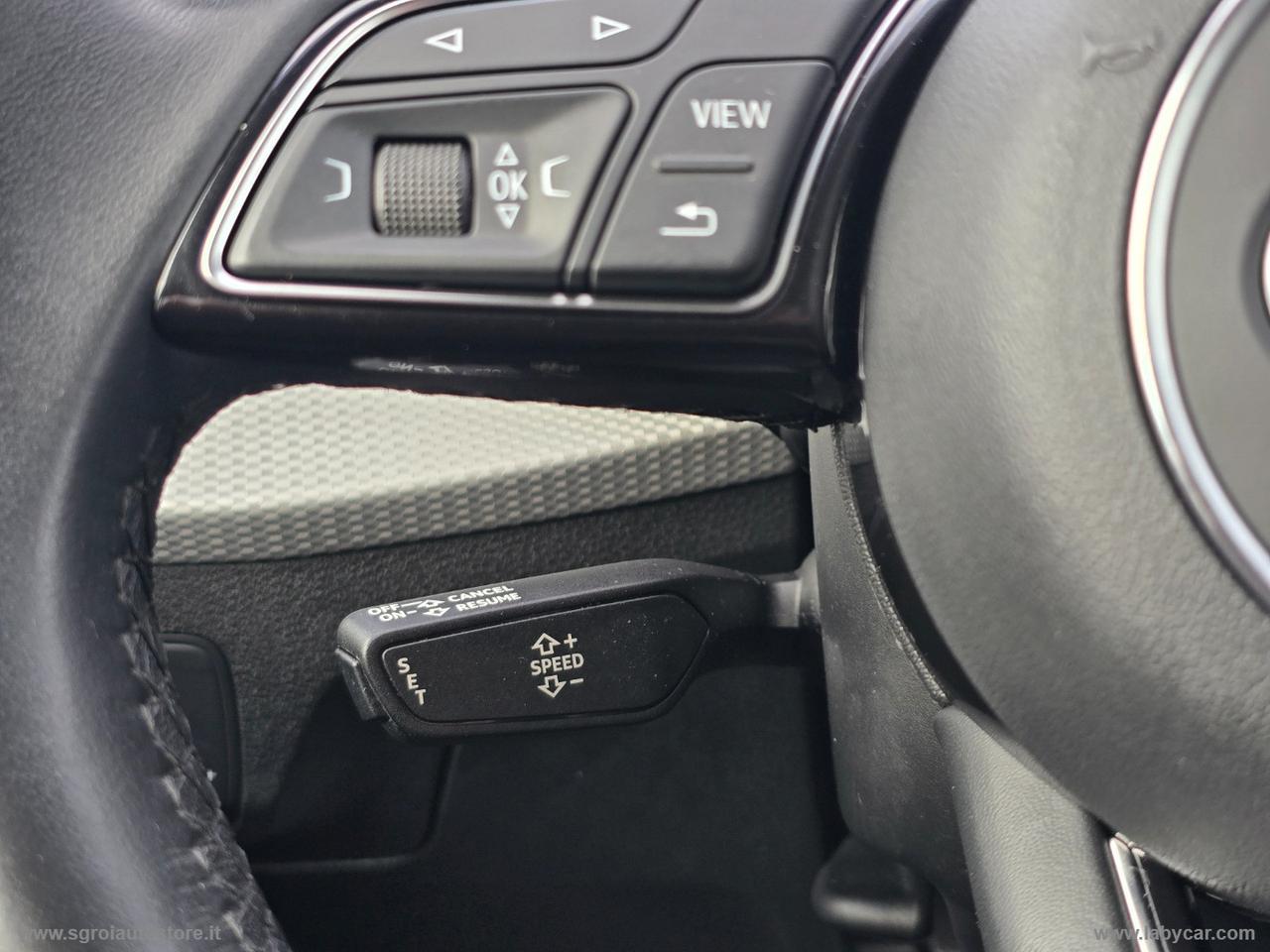 AUDI Q2 30 TDI S line Edition