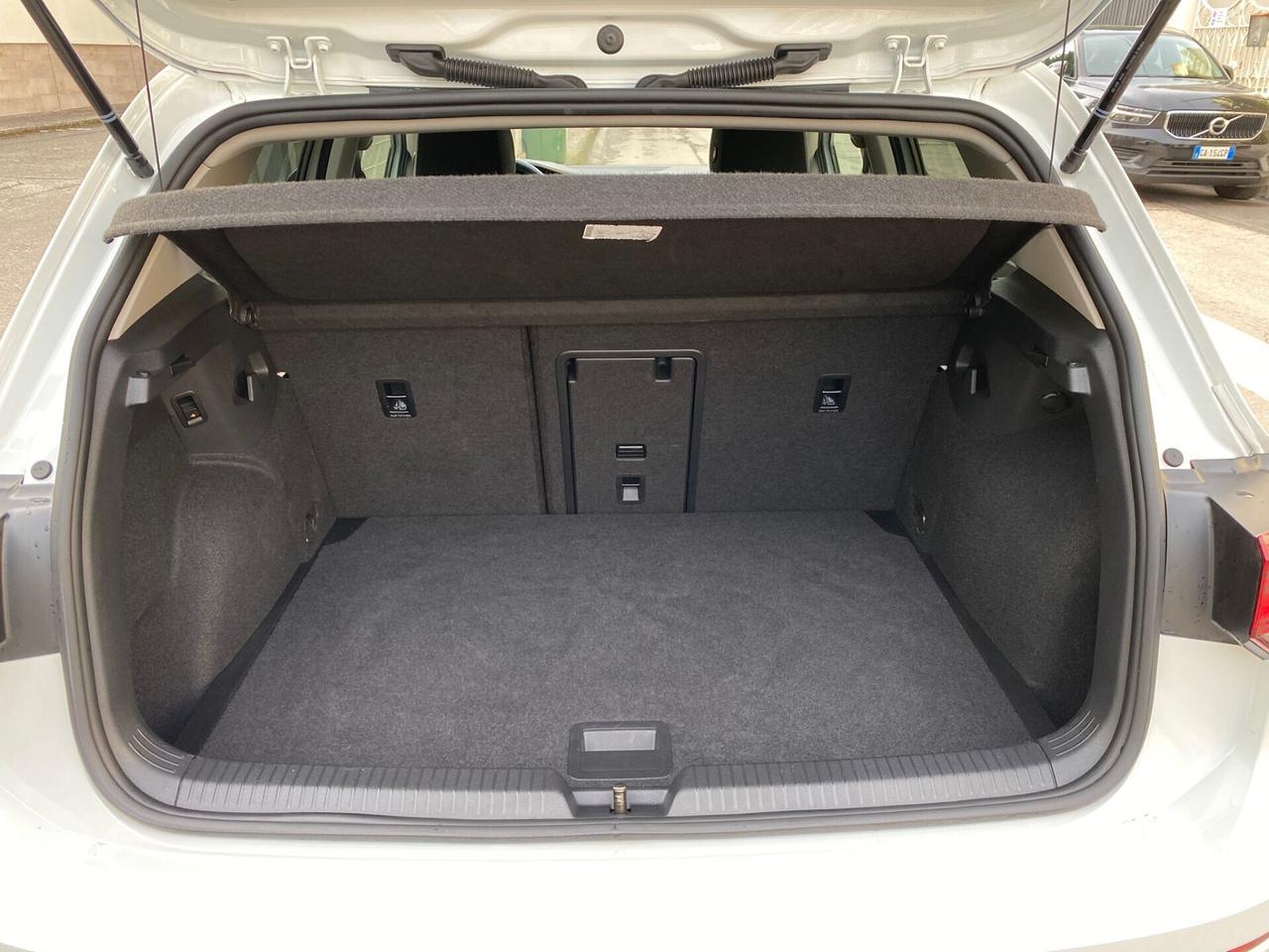 VOLKSWAGEN GOLF 8 Style 2.0 TDI 2023