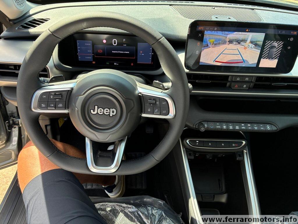 Jeep Avenger 1.2 Turbo 110 CV MHEV Summit automatica a 279 euro al mese