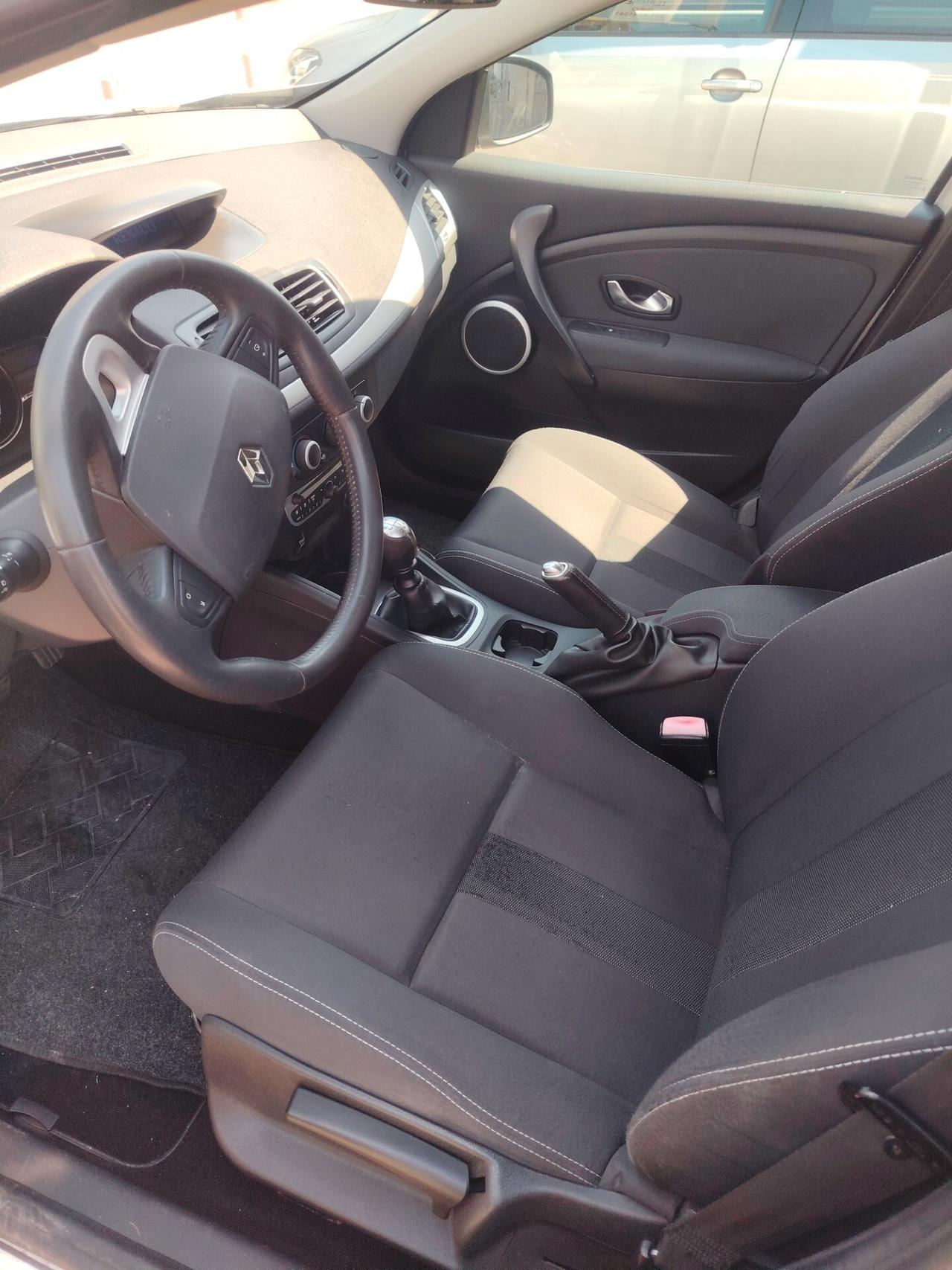 Renault Megane Mégane 1.5 dCi 110CV Attractive