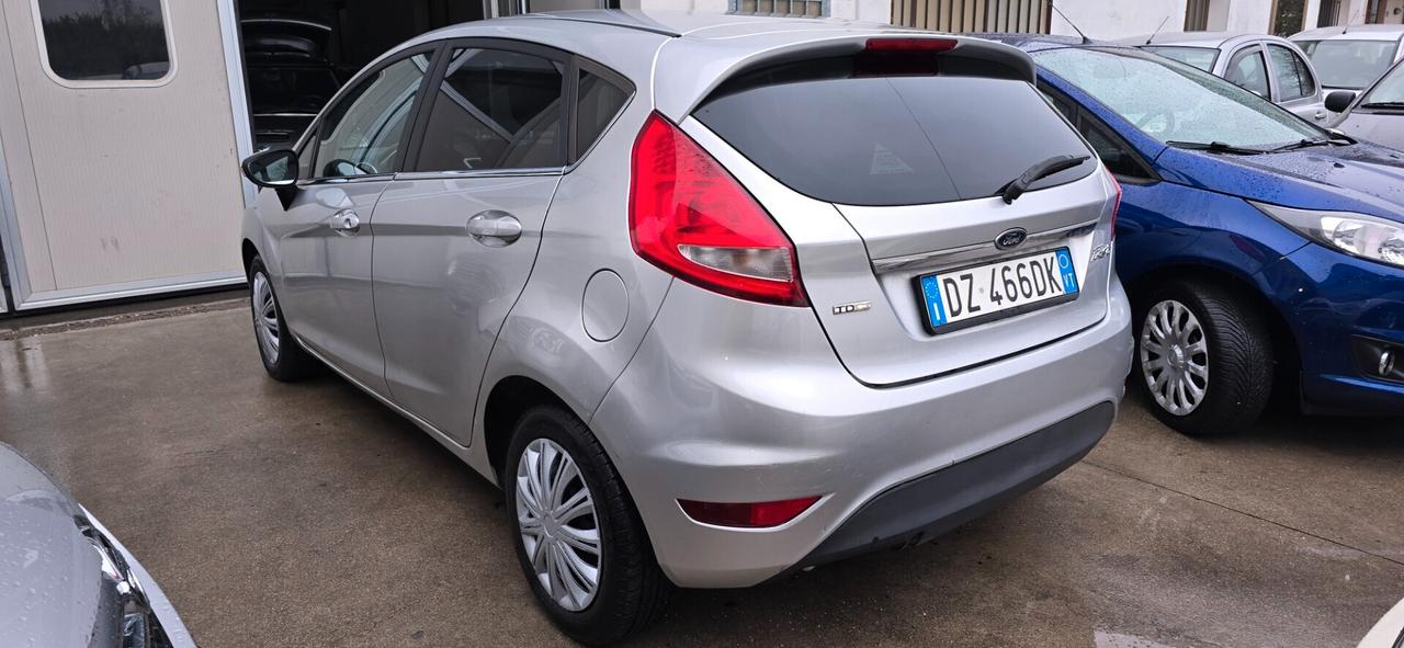 Ford Fiesta 1.4 TDI ottimo per nuovi patentati