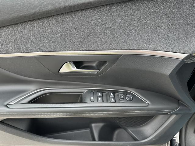 PEUGEOT 3008 BlueHDi 120 S&S GT Line