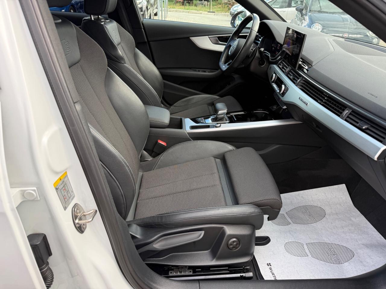 Audi A4 Avant 40 TDI quattro S tronic line edition