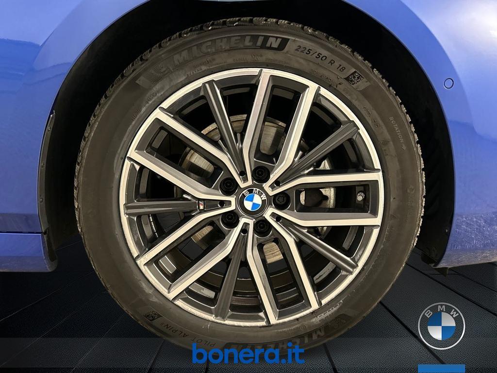 BMW Serie 2 Active Tourer 220 i Mild Hybrid 48V DCT