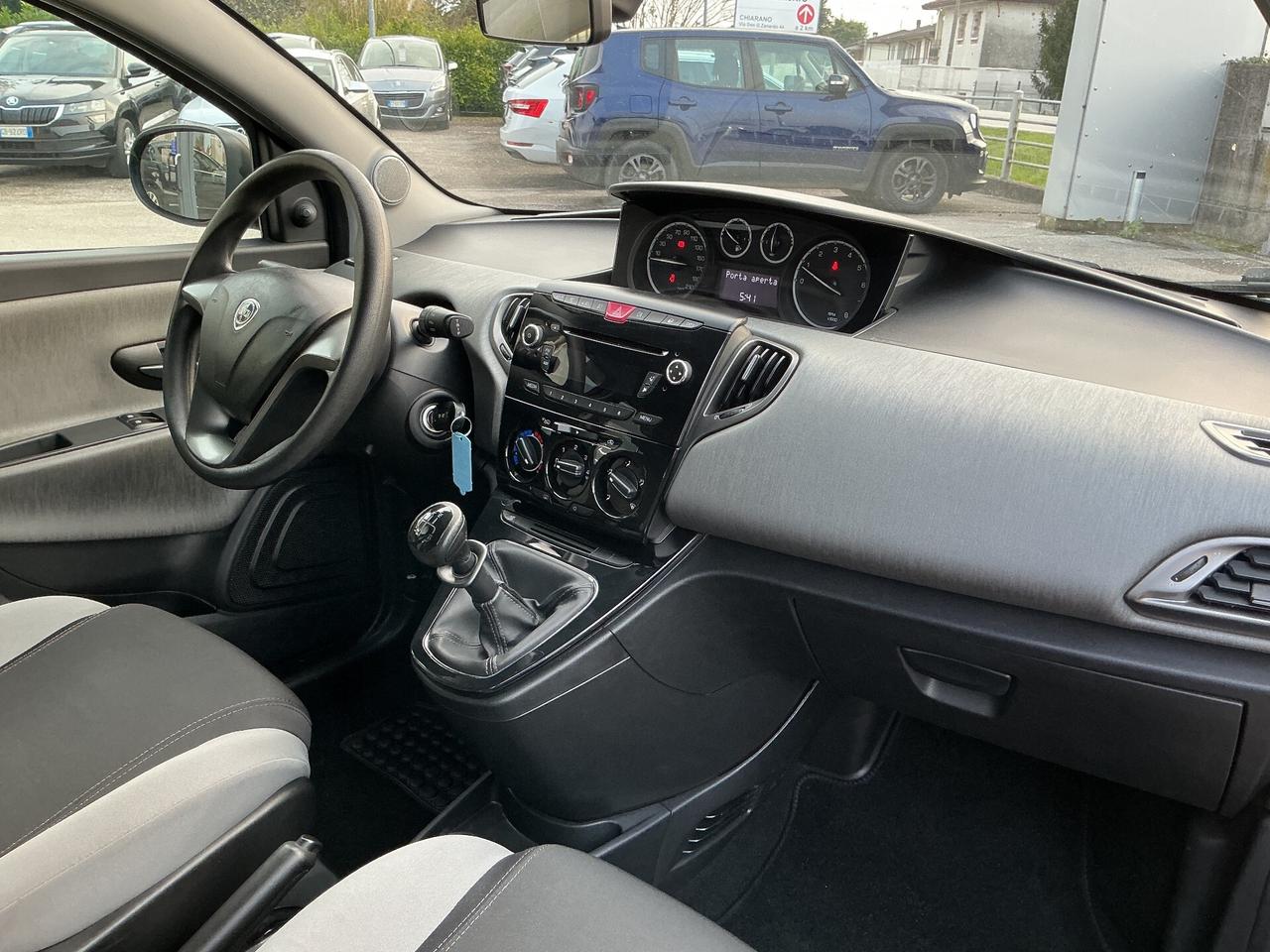 Lancia Ypsilon 1.2 benzina km 75000