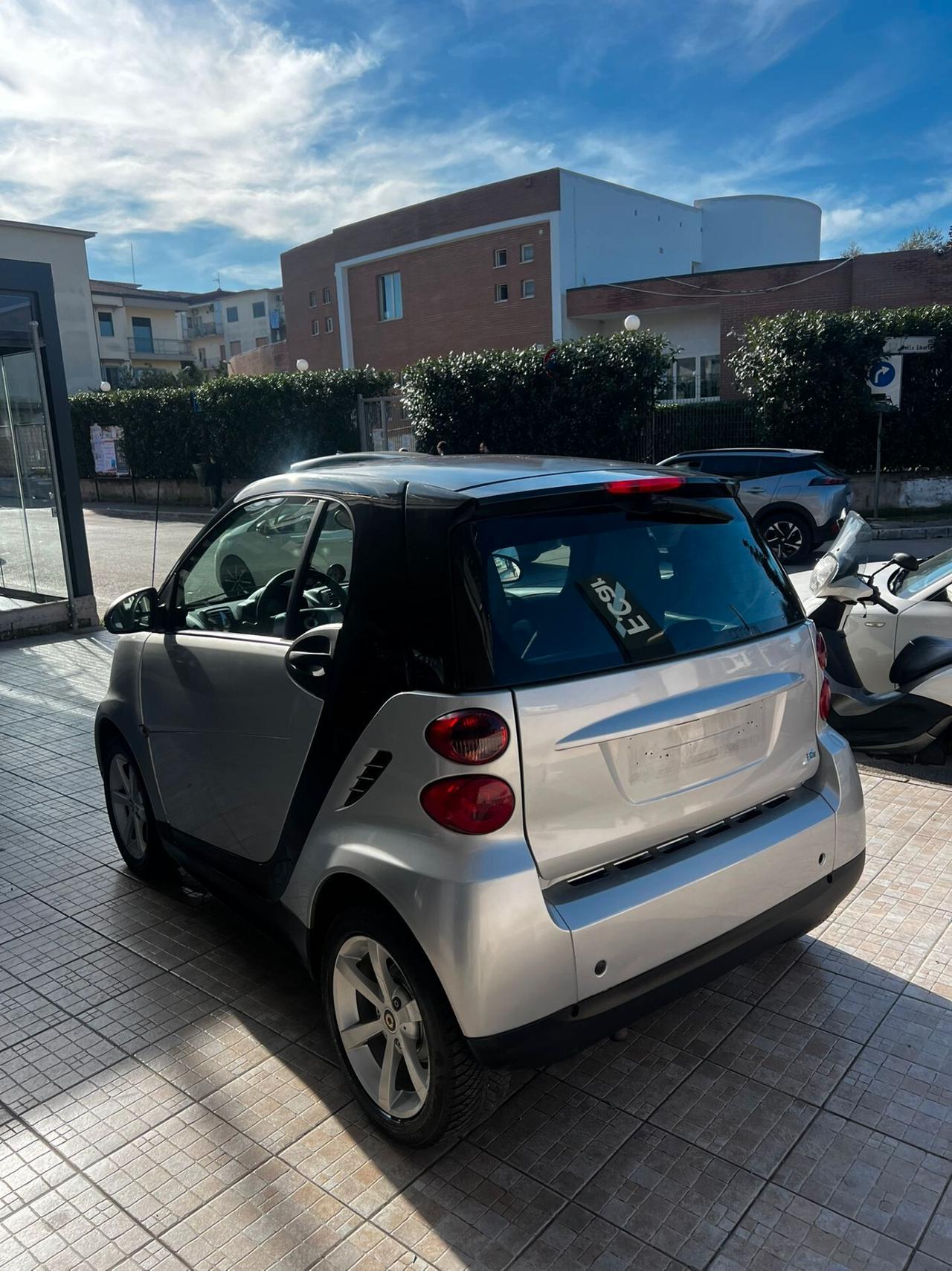 Smart ForTwo 800 40 kW coupé pulse cdi CON IDROGUIDA