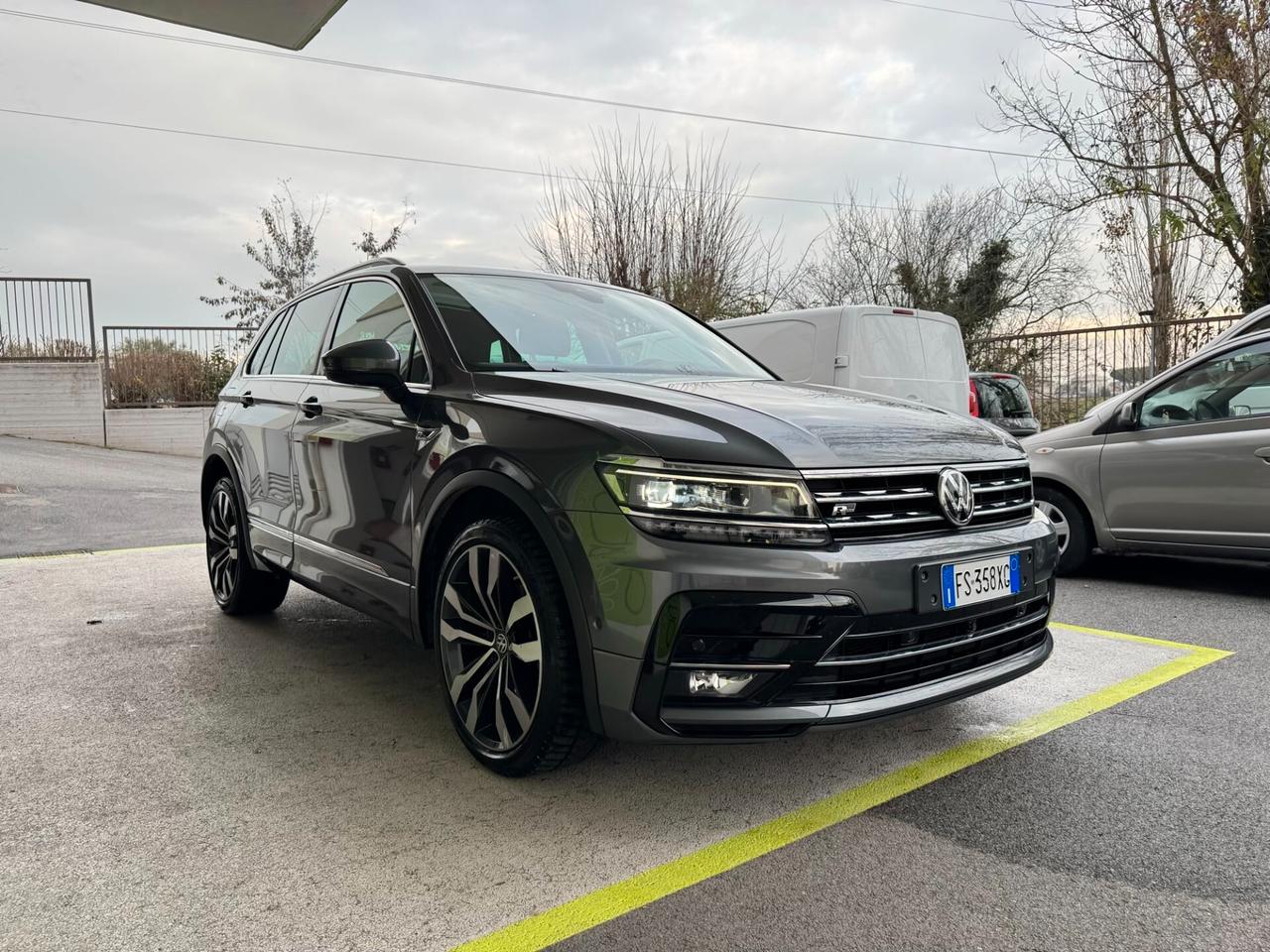 Volkswagen Tiguan 2.0tdi DSG R-Line 4M GARANZIA24M
