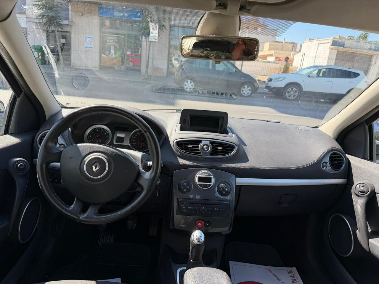 Renault Clio 1.2 16V 5 porte Dynamique