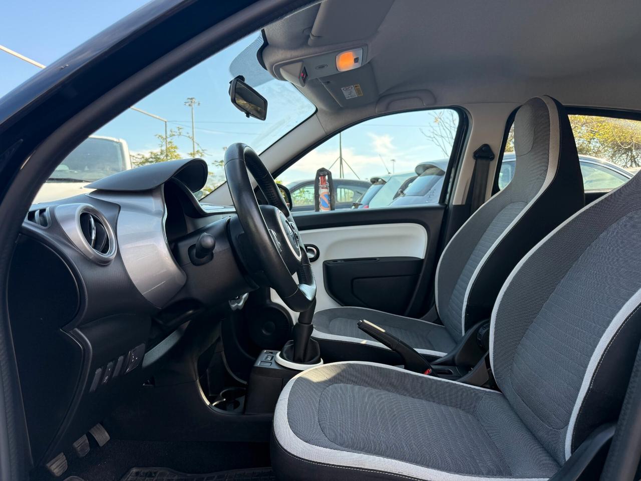 Renault Twingo SCe Intens Limited