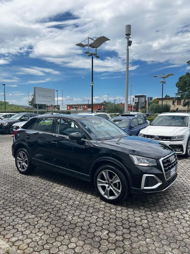 AUDI Q2 35 TFSI Business Advanced