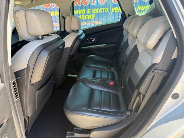 RENAULT Scenic ENERGY INITIALE PARIS