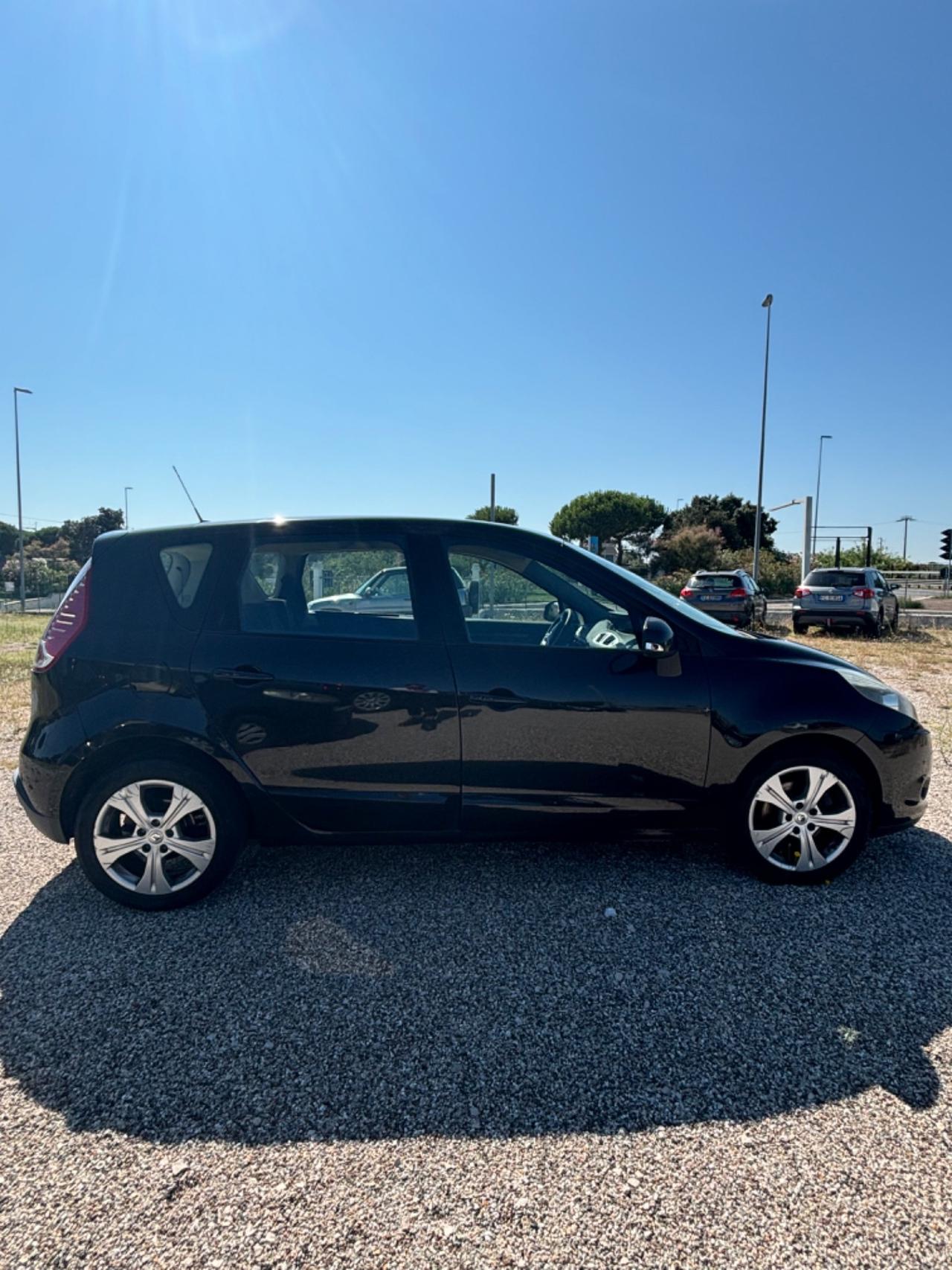 Renault Scenic Scénic X-Mod 1.5 dCi 110CV Luxe