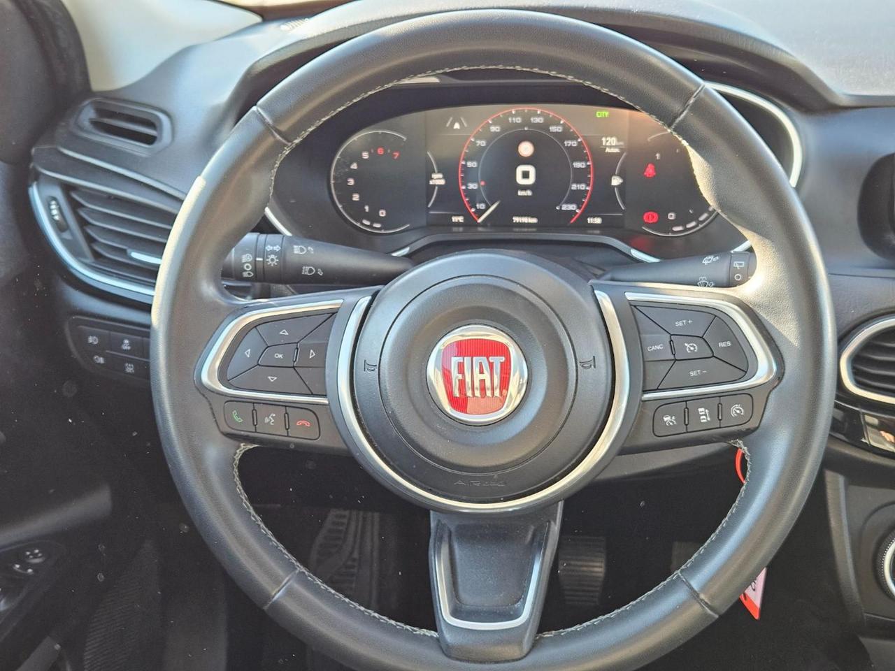 Fiat Tipo 1.0 5 porte Cross/ FULL OPTIONAL!