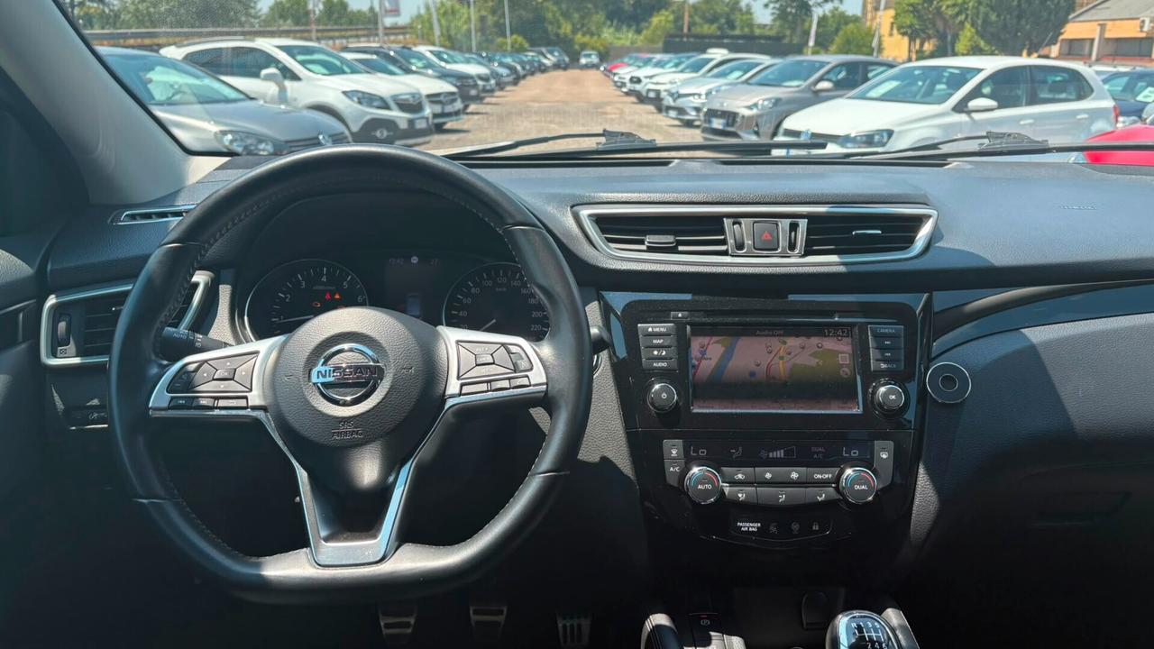 Nissan Qashqai 1.3 DIG-T 140 CV Tekna