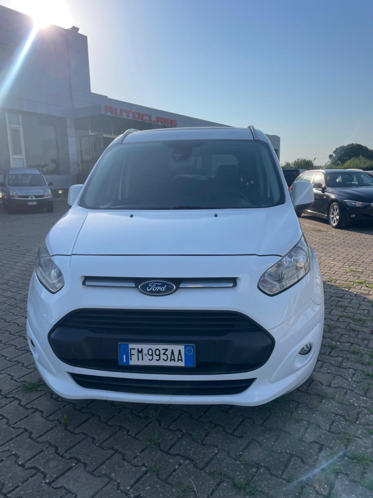 Ford 7 posti Tourneo Connect1.5 TDCi 120 CV Titanium tetto panorama