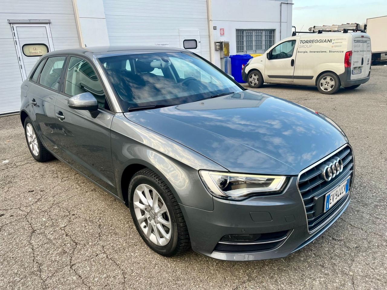 Audi A3 1.6tdi 2014 85.000km c.automatico perfetta