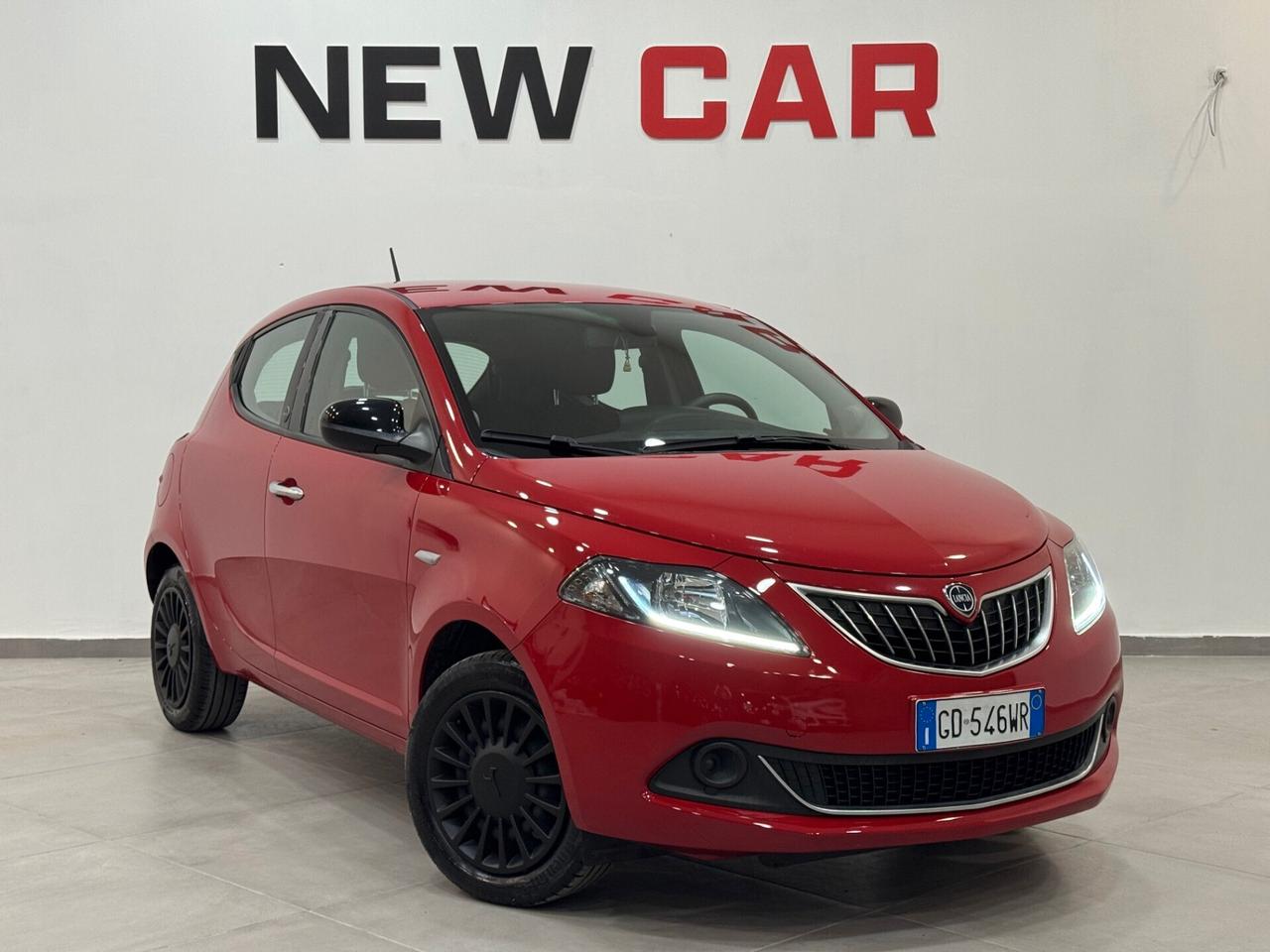 Lancia Ypsilon 1.0 FireFly 5 porte S&S Hybrid Ecochic Gold