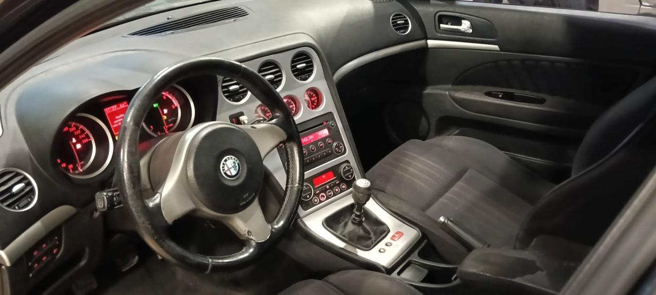 Alfa Romeo 159 1.9 JTDm Sportwagon