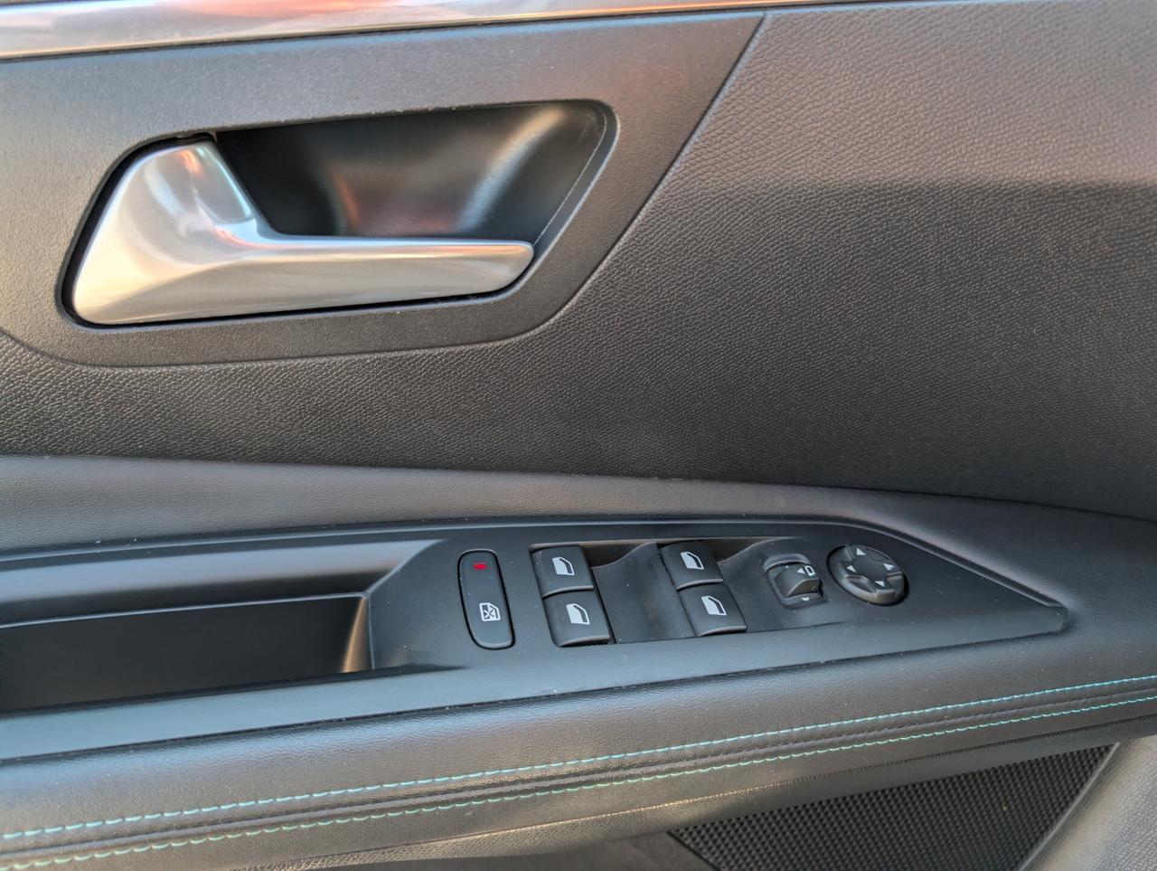Peugeot 3008 Hybrid e-EAT8 GT Pack