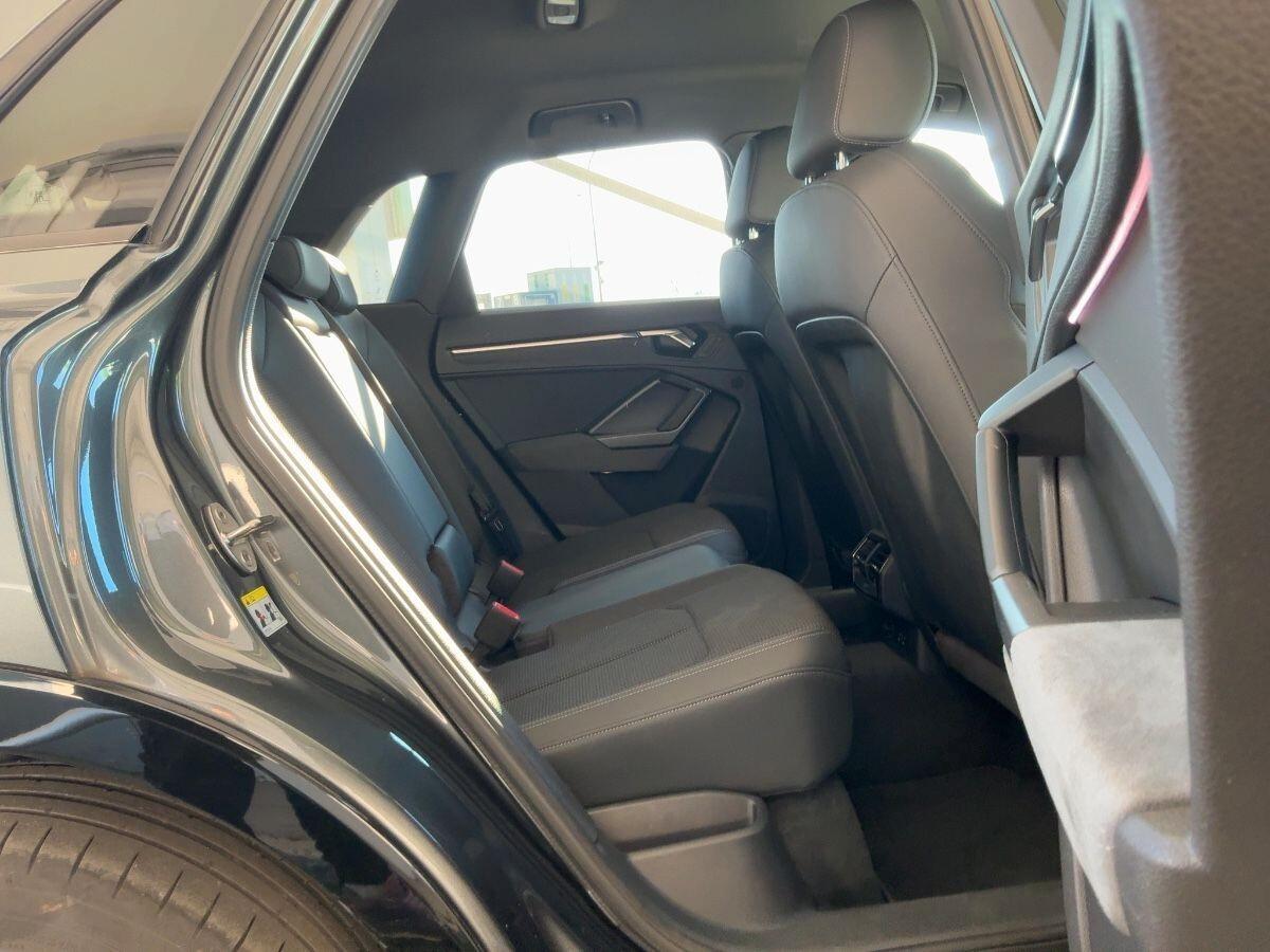 Audi Q3 35 TDI S tronic line edition