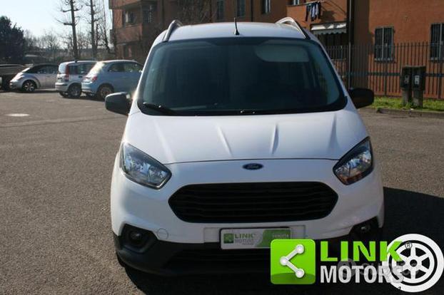 FORD Transit Courier 1.5 TDCi 100CV Van Trend