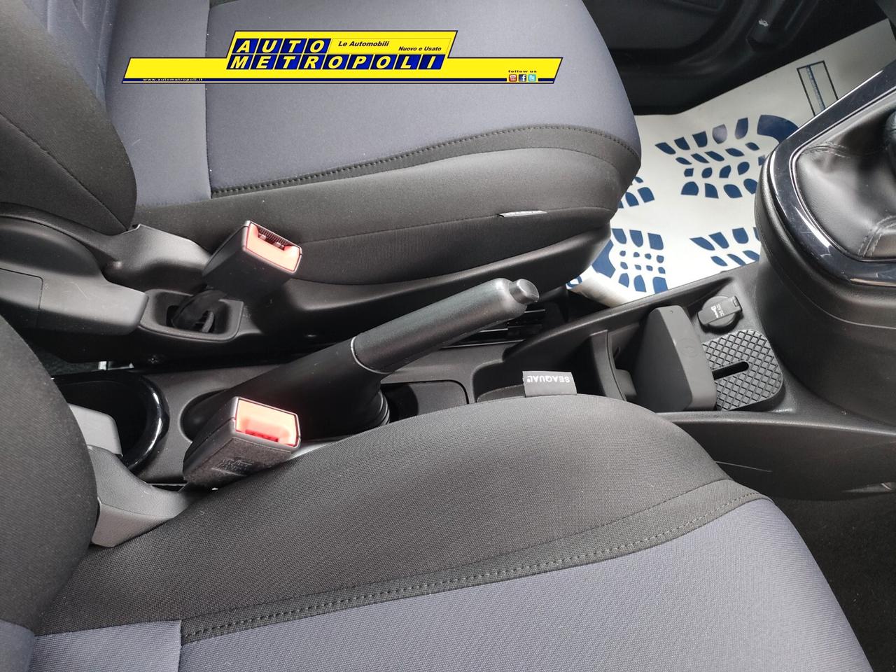 Lancia Ypsilon 1.0 FireFly S&S Hybrid Platino