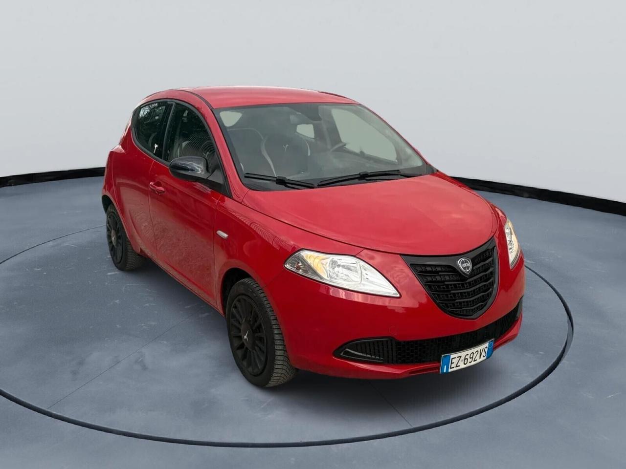 Lancia Ypsilon 1.2 69 CV 5 porte GPL Ecochic Silver