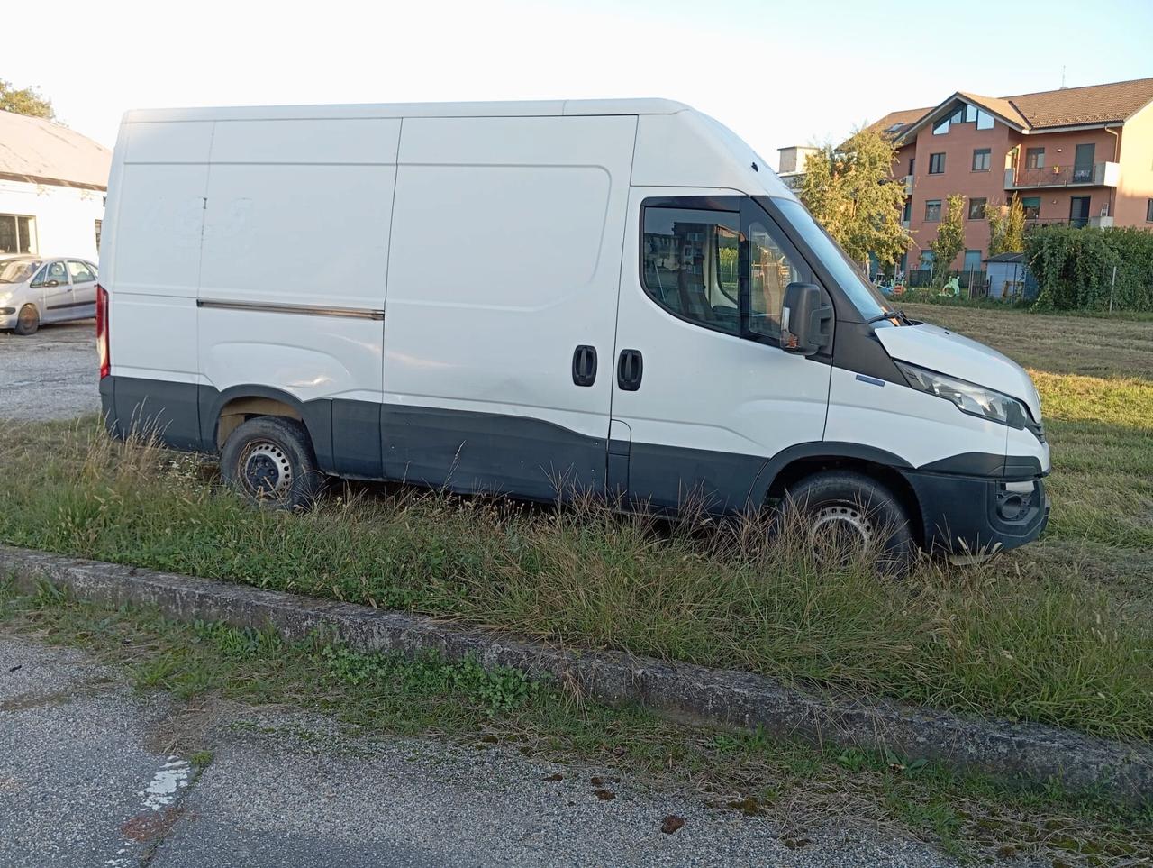 Iveco Daily 35S