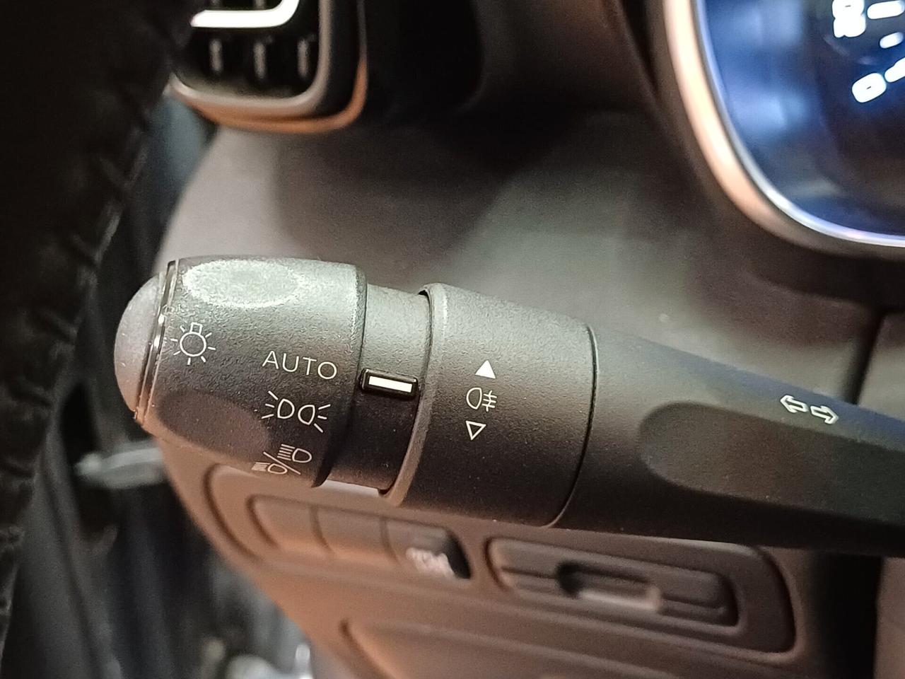 Citroen C3 Aircross C3 Aircross BlueHDi 100 S&S Shine